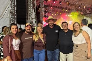 Deputado Federal Geraldo Mendes durante a festa de aniversário do município de Guaratuba (Foto: Ascom/GM)