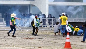 Deputados e senadores do PR apoiam redução de penas do 8 de janeiro
