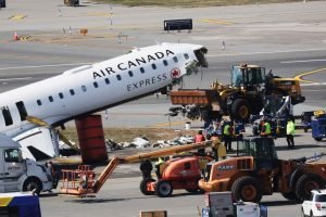 Foto: Aeronave da Air Canada Express SPENCER PLATT / GETTY IMAGES NORTH AMERICA