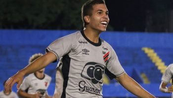 Athletico derrota Araçatuba e se classifica na Copinha em primeiro no grupo