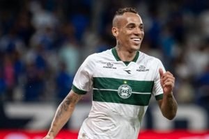 Breno-Lopes.jpg