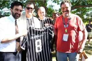 Camisa-do-corinthians-prefeito-NY