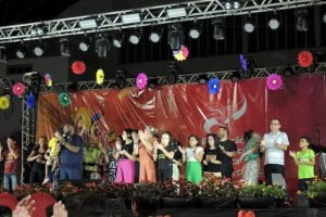 Diversas igrejas e grupos religiosos organizam uma programação extensa de retiro