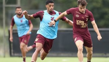Dudu, Riquelme e Jadson (Foto: Luiz Miguel Ferreira/CAP)
