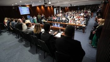 Alep realiza 87 audiências públicas em 2025 sobre saúde, educação e meio ambiente
