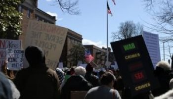 No_kings_protest_in_Morristown_28-3-2026_03-300x200-1