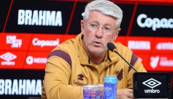 Athletico segue no mercado por reforços, mas Odair admite: “tentamos vários e não conseguimos”