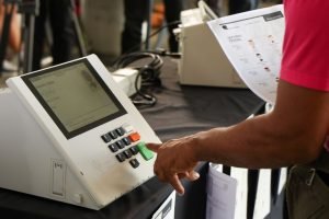 Parana-candidatos-Eleicoes-2026-Luiz-Roberto-TSE