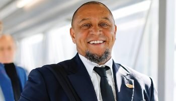 Roberto Carlos sofre complicação em cirurgia cardíaca