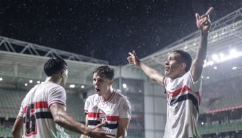Jogos de hoje: onde assistir futebol ao vivo e horários das partidas