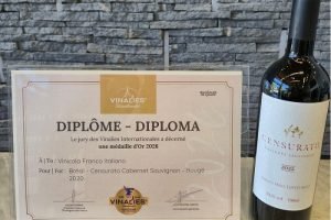 Vinho-Censurato-premiado-na-franca.jpg