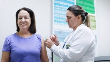 Cascavel disponibiliza 250 doses de vacina contra a gripe até 31 de janeiro