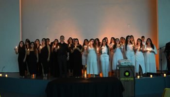 Passagem da Lâmpada marca encerramento da Semana de Enfermagem na Unicentro