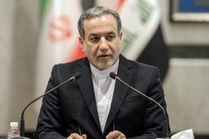 abbas-ira-chanceler-300x205-1