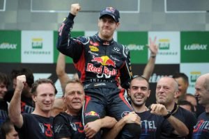 afp__20121127__mvd6462265__v1001__midres__autoprixf1brazilvettel-750x500-1