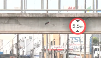 Bomba suspeita bloqueia rodovia do Paraná