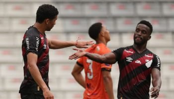 athletico-amistoso-santa-catarina