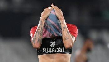 athletico-vilao-rebaixamento-encostado-novo-clube