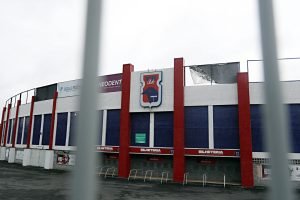 Paraná Clube - Estádio Durival Britto e Silva, também conhecido como Vila Capanema, onde o Paraná Clube manda seus jopgos em campeonatos profission ais de futebol - Paraná pode ser rebaixado para a série D, num jogo fora de casa -
