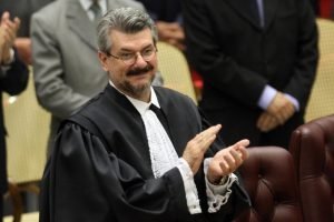 buzzi3.085402-300x200-1