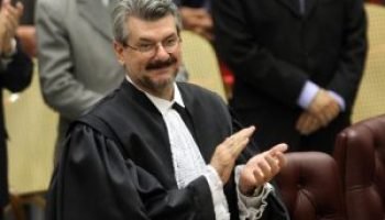 buzzi3.085402-300x200-1