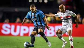 Foto: Lucas Uebel / GrêmioSão Paulo vence Grêmio em estreia de camisa polêmica