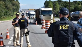 PRF de Cascavel registra saldo positivo na Operação Ano Novo, sem mortes e acidentes graves