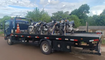 Polícia Militar prende três homens, apreende drogas e recolhe motos em Cascavel