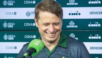 Seabra planeja encontro com torcida do Coritiba para transmitir mensagem de apoio
