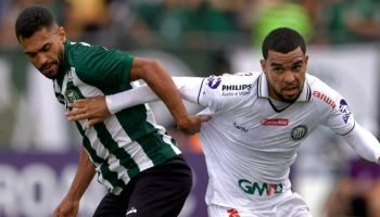 O Operário celebra o empate contra o Coritiba. — Foto: Crédito da imagem sugerid