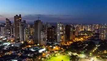 Governador sanciona orçamento de R$ 81,6 bilhões para 2026, com recorde de investimentos