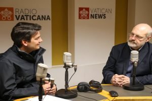 Prefeito Eduardo Pimentel destaca cultura de Curitiba na Rádio Vaticano