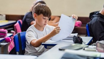 Aulas Extras Impulsionam Desempenho de Alunos da Rede Estadual do Paraná