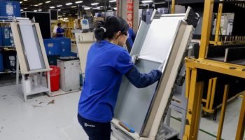 Paraná Registra Recorde de 27,1 Mil Vagas de Emprego em Dezembro