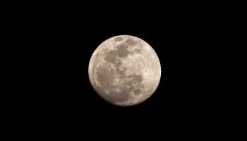 Lua Cheia marca sábado
