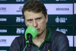 fernando-seabra-coritiba-disputa-lateral