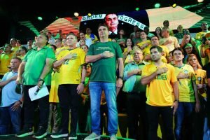 flavio-bolsonaro-convencao-pl-candidatura