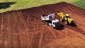 Paraná amplia frota de máquinas agrícolas nos municípios com aporte de R$ 1,46 bilhão