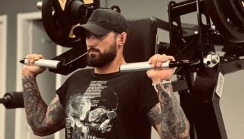Mulher acusada de matar personal trainer a tiros em SC é presa no Paraná