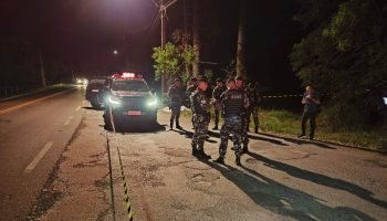 Homem suspeito de aterrorizar chácaras em Campo Largo morre em confronto com a PM