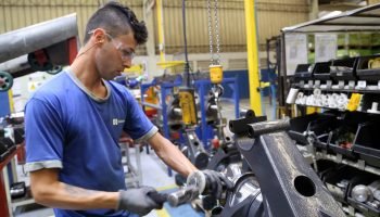 Caged de novembro confirma Paraná como terceiro estado com maior saldo de empregos