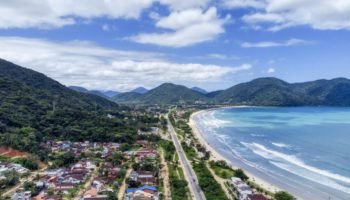 imagem-aerea-de-ubatuba-3-scaled-770x578-1-666x500-1