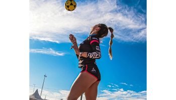 Litoral recebe campeões mundiais e futevôlei com mais de 600 mulheres