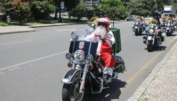 PMPR reúne mais de 500 motociclistas em passeio de 171 anos