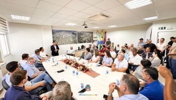 Itaipu pavimenta 22 ruas de Medianeira com asfalto