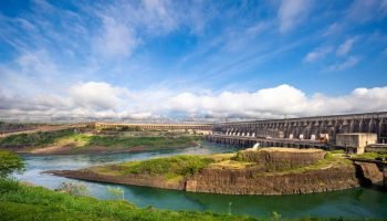 Itaipu investe R$ 1,5 bilhão para manter tarifa de repasse em 2026 para consumidores regulados