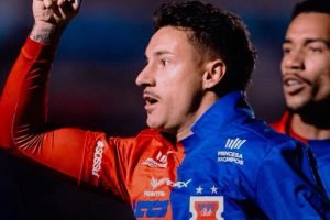 joao-felipe-comemoracao-gol-parana-clube-toledo-segundona