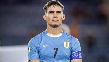 Coritiba anuncia contratação do atacante uruguaio Joaquín Lavega do Fluminense