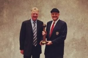 larry-bird-e-oscar-schmidt-300x188-1