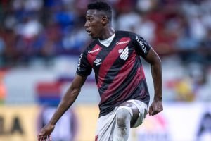 leo-pele-athletico-bahia